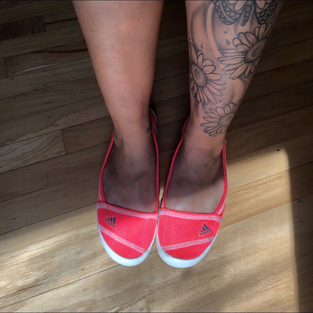 Adidas flats